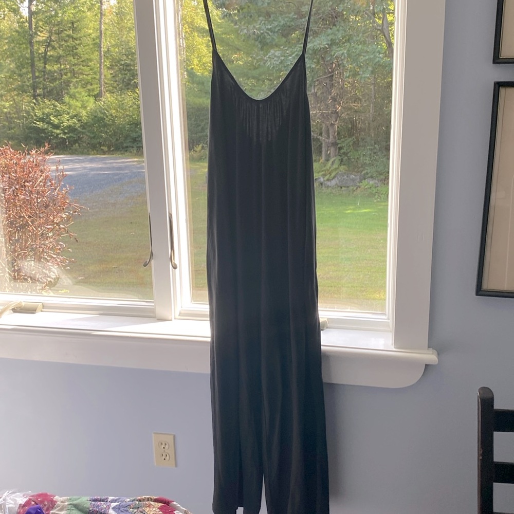EMERY ROSE•Size XL• Black Wide Leg Spaghetti Strap Jumpsuit 🖤